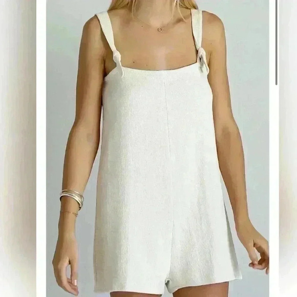 YOLI & OTIS LINEN ROMPER Like New Size S/M - Picture 4 of 5